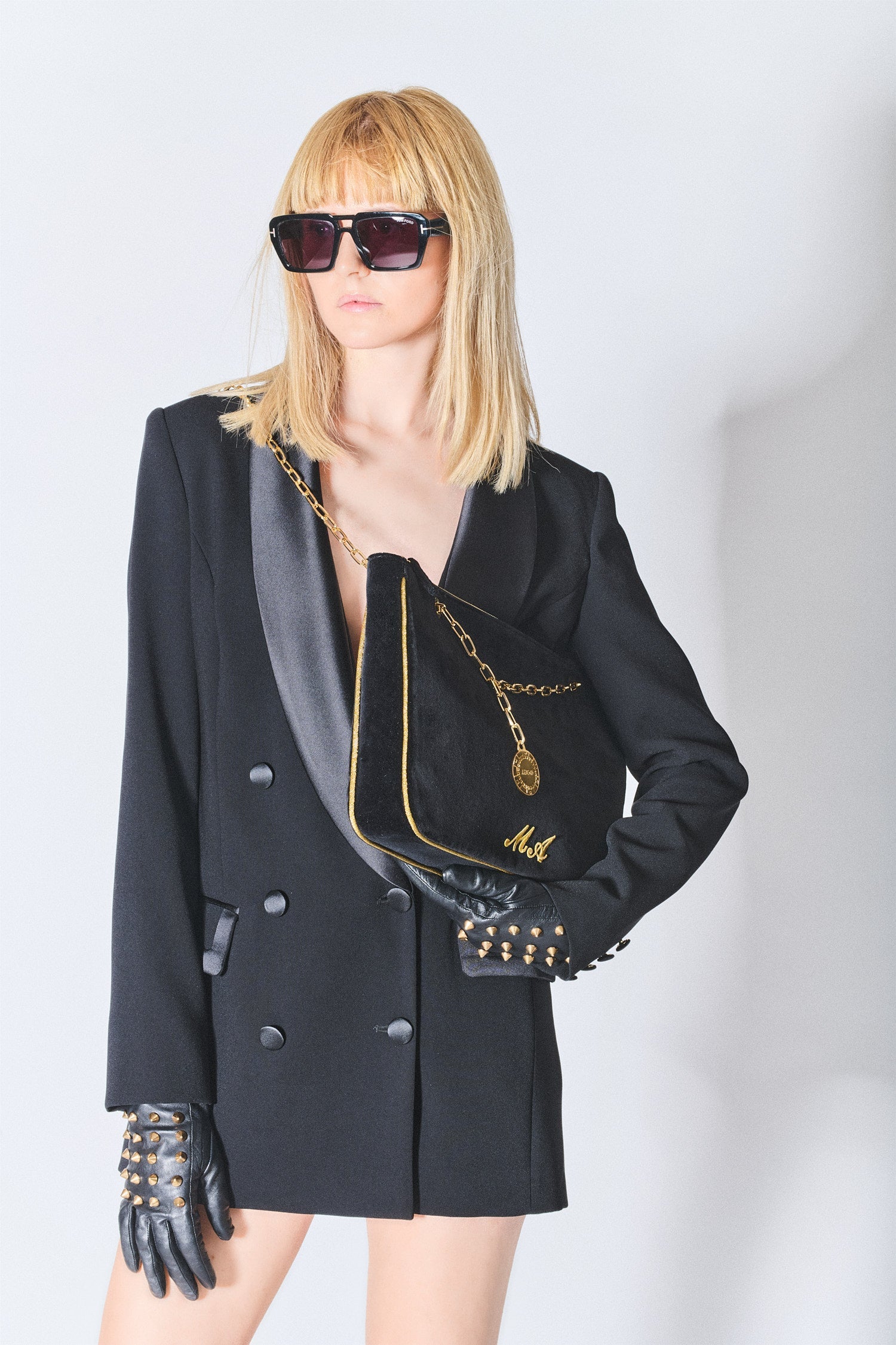 LeBond ALL-IN BLACK LeBond_Royale