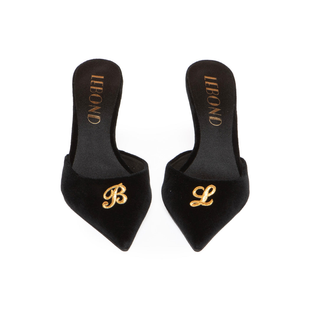 LEBOND JAMES LeBond_Royale