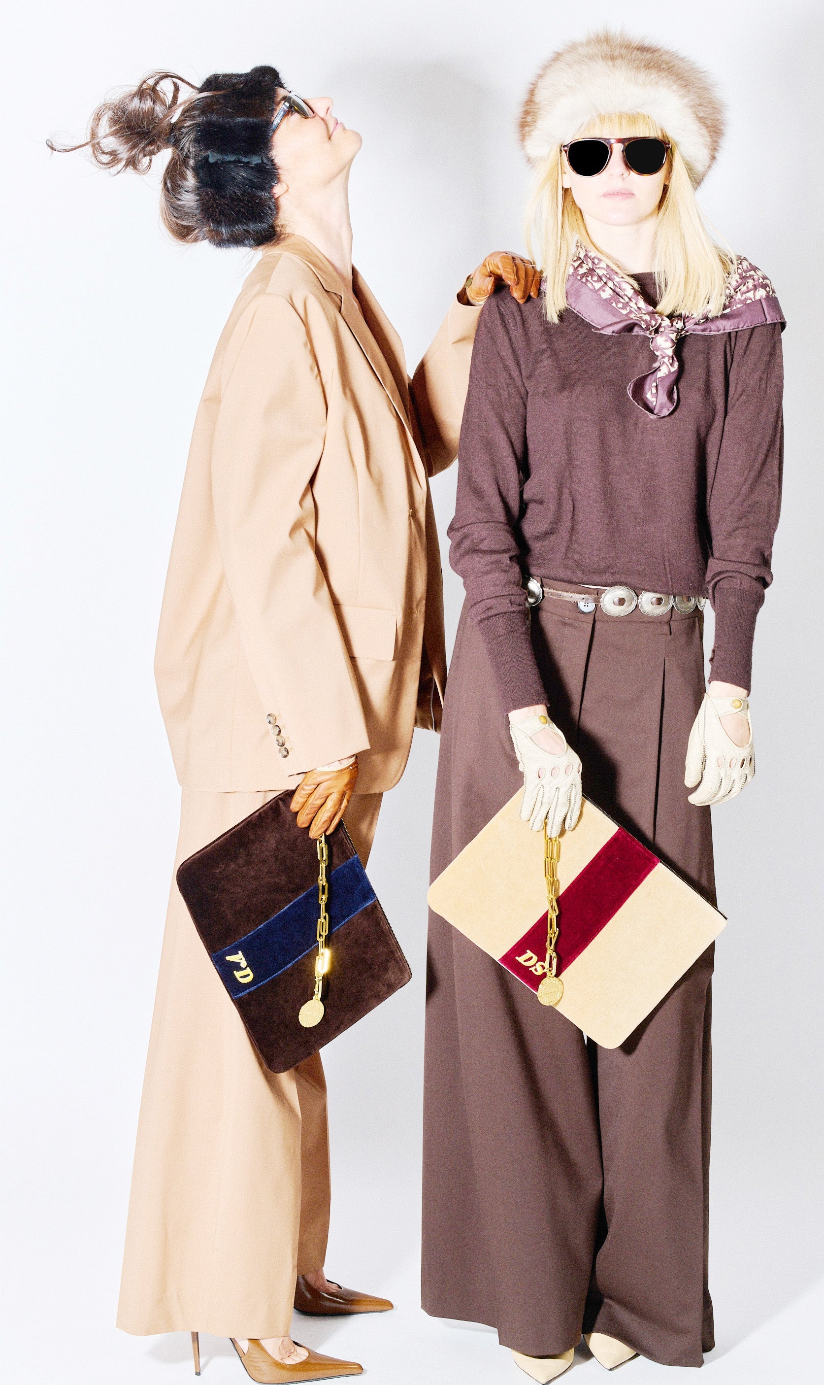 LeBond CARD BEIGE -PORPORA LeBond_Royale